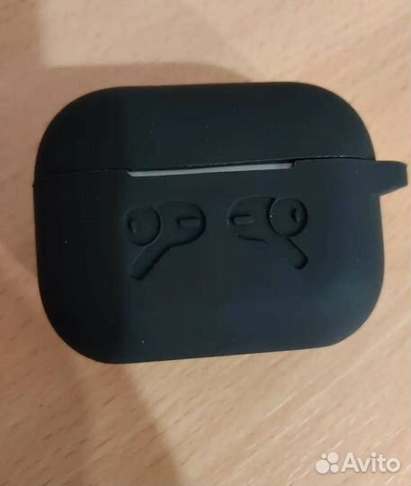 Чехол soft touch c карабином для Apple Airpods Pro