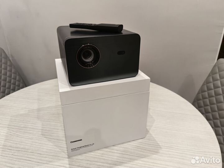 Проектор Changhong M4000