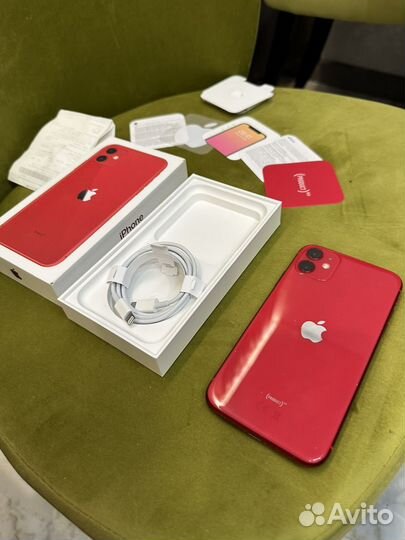 iPhone 11, 64 ГБ