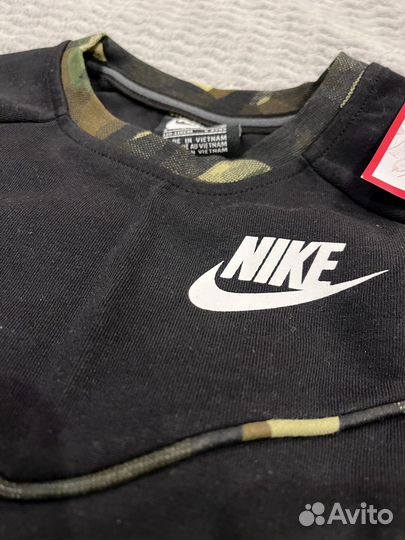 Новая кофта Nike M (110-116 см)