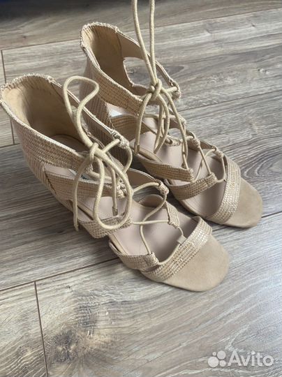 Босоножки женские 40 размер