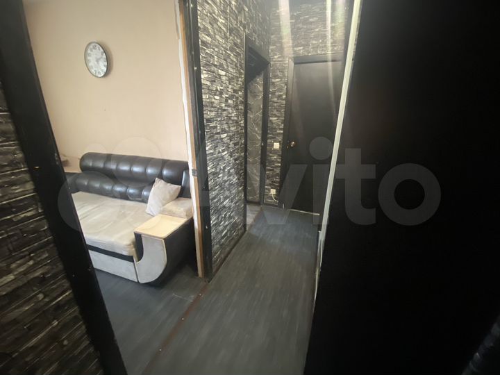 2-к. квартира, 46 м², 4/9 эт.