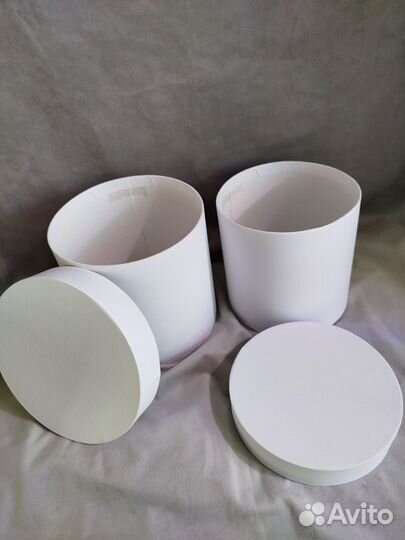 Подарочная коробка