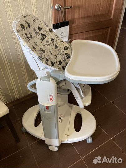 Столик для кормления peg perego tatamia