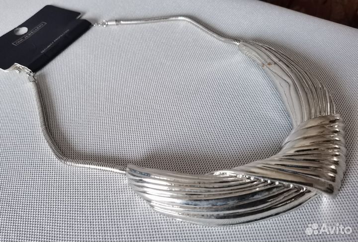 Новое колье Англия