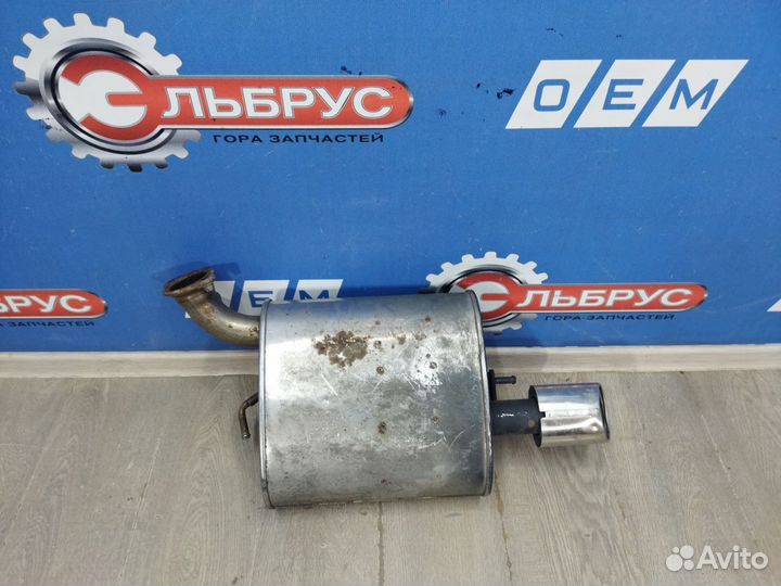 Глушитель задняя часть Toyota Camry 8 хв70 2017