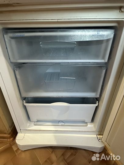 Холодильник