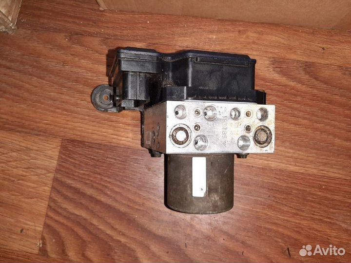 Блок ABS Volkswagen Tiguan 5N1 BWK 2009