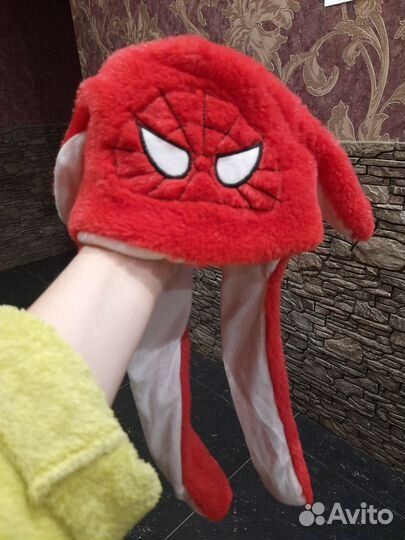 Шапка человек паук
