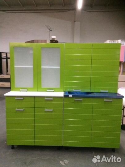 Кухонный гарнитур прямой