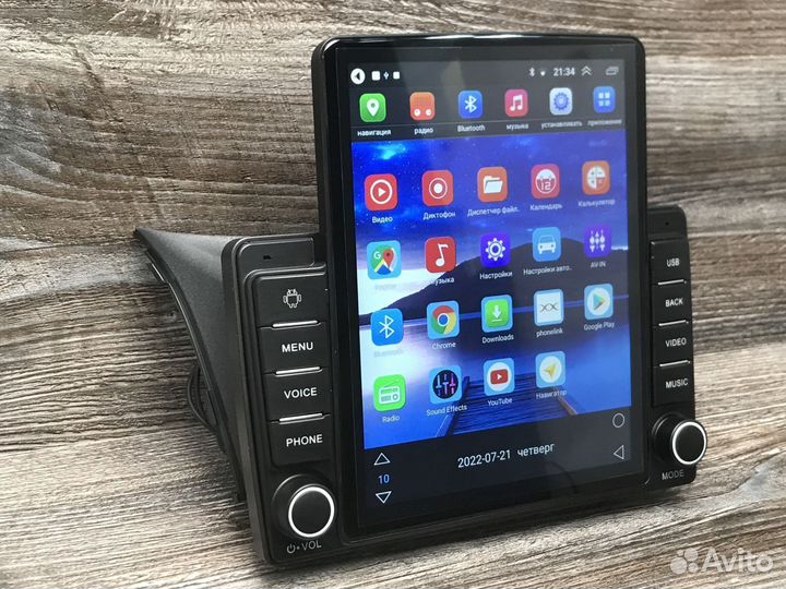 Магнитола на Hyundai i30 с камерой заднего вида