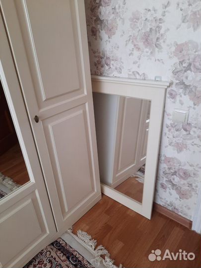 Продам спальный гарнитур