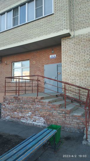 2-к. квартира, 40 м², 2/10 эт.