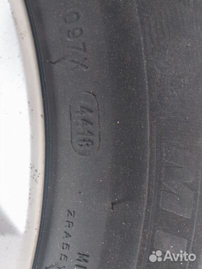 Michelin X-Ice North 4 16/60 R16