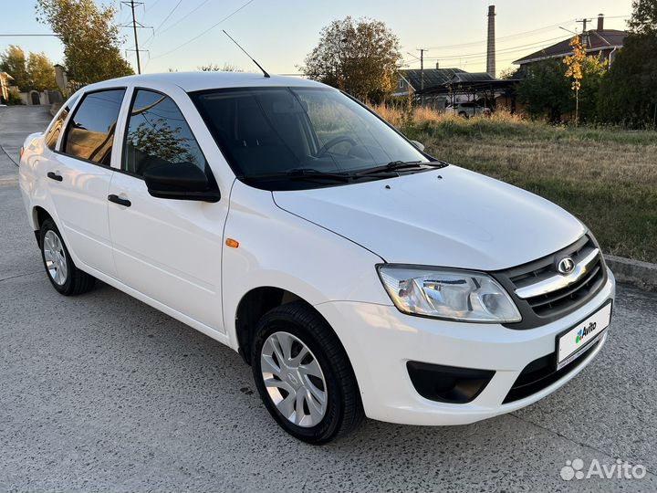 LADA Granta 1.6 МТ, 2015, 100 000 км