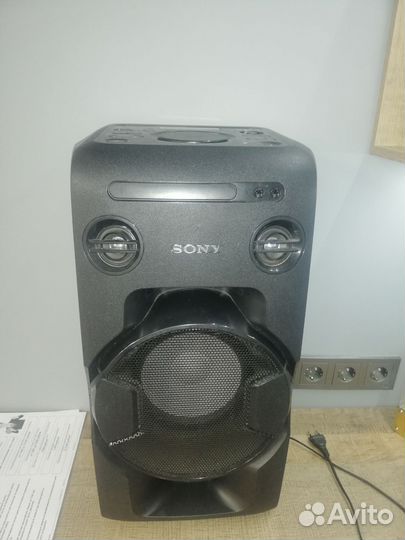 Музыкальная колонка sony