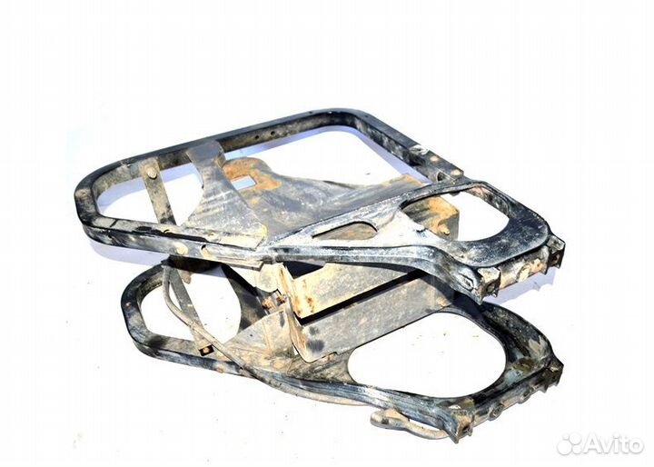 Кронштейн противооткатной упоры renault trucks Pre