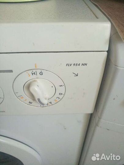 Стиральная машина на запчасти zanussi