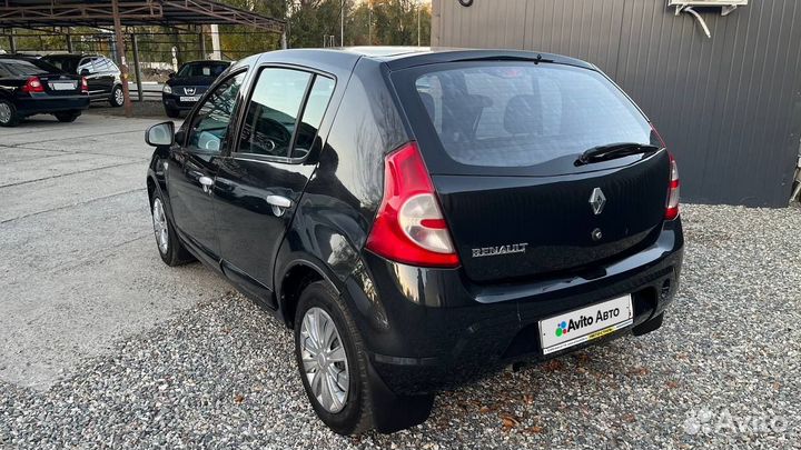 Renault Sandero 1.6 AT, 2011, 234 000 км