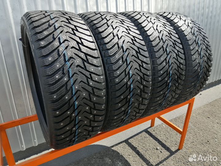 Nokian Tyres Hakkapeliitta 8 245/35 R21 101N