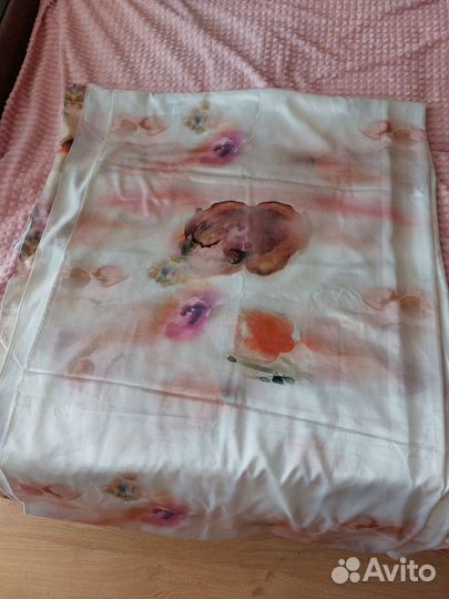 Атласная ткань