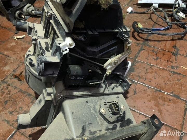 Отопитель салона Mitsubishi Lancer седан 4G18 2005