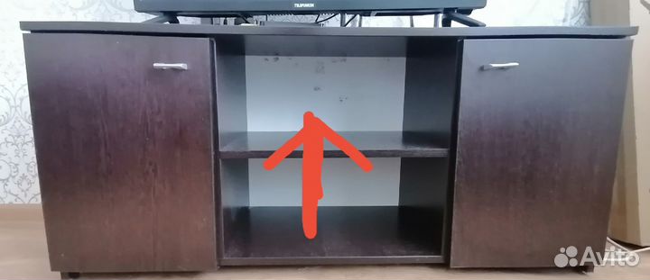 Тумба под телевизор 111х34х51 см