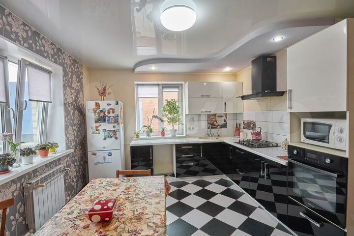 Дом 96 м² на участке 5 сот.