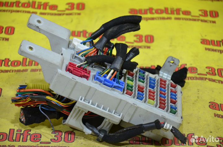 Блок предохранителей салонный Hyundai Santa FE 2