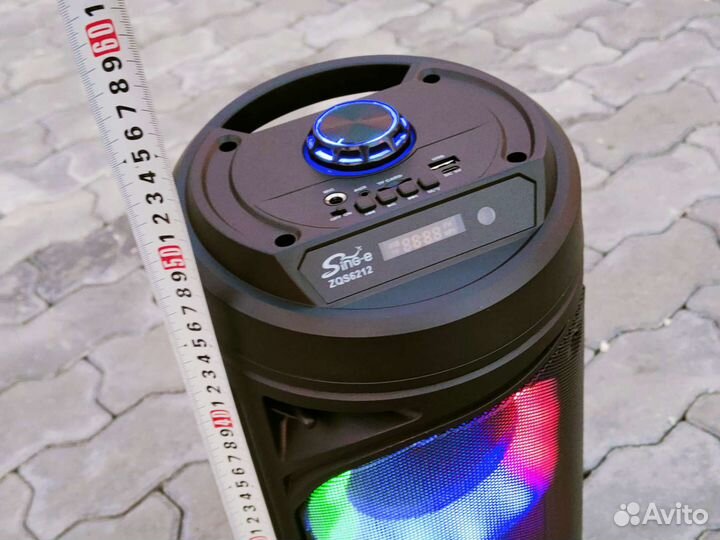 Музыкальная колонка с блютуз