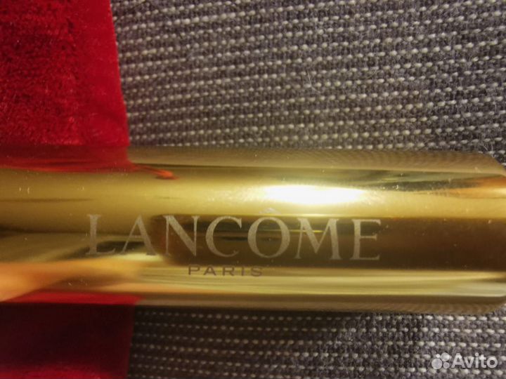 Складная кисть Lancome для пудры/румян