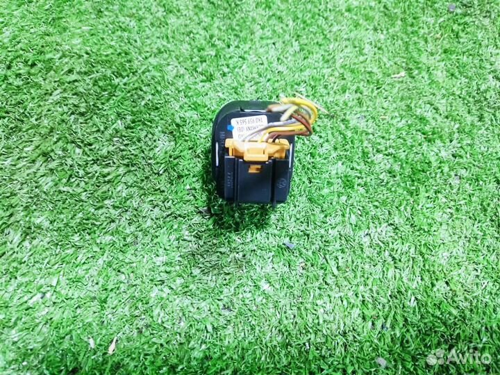 Регулятор зеркал volkswagen Golf Plus 2008