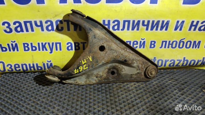 Рычаг передний левый Renault Logan