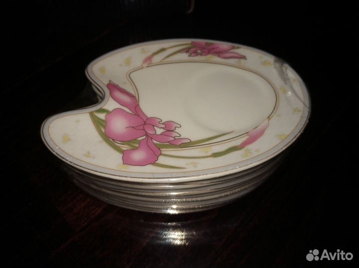 Красивый кофейный сервиз