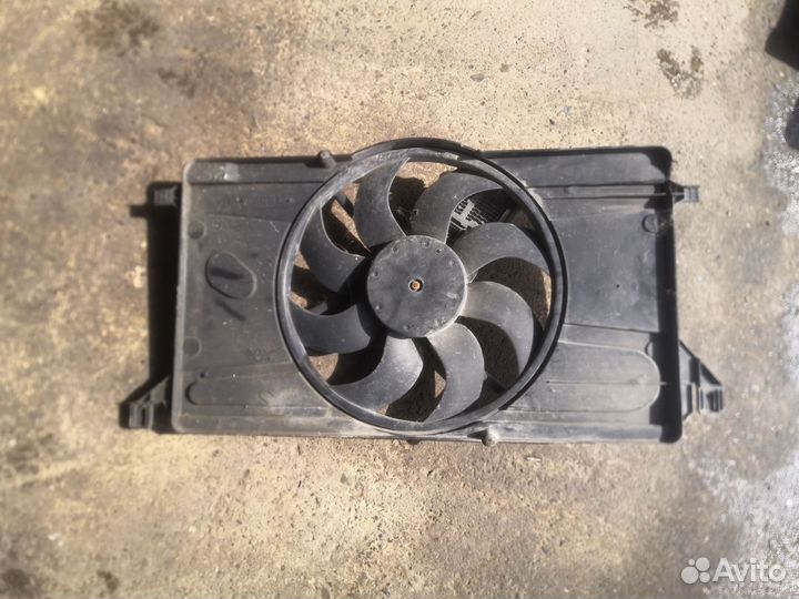 Вентилятор охлаждения ford focus 2