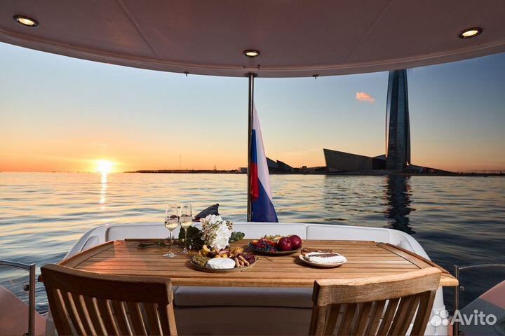 Аренда лучших яхт Москва/СПб