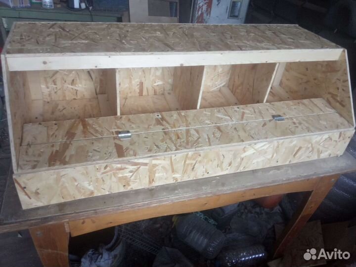 Гнезда для кур с яйце сборником