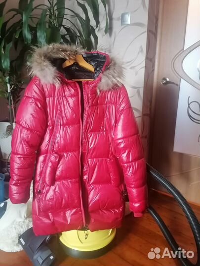 Зимняя куртка на девочку