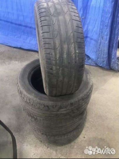 Bridgestone Dueler H/P 235/55 R17