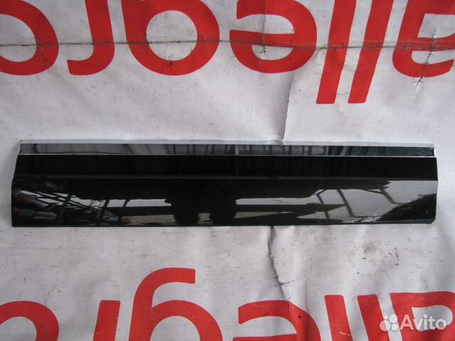 Volkswagen Touareg 3 Молдинг двери передней правой