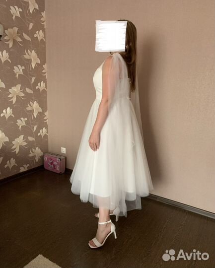Платье праздничное