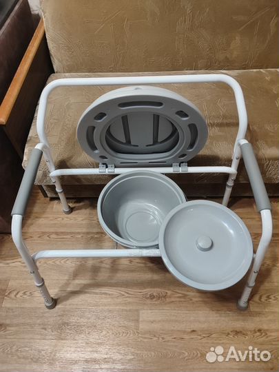 Санитарный стул туалет