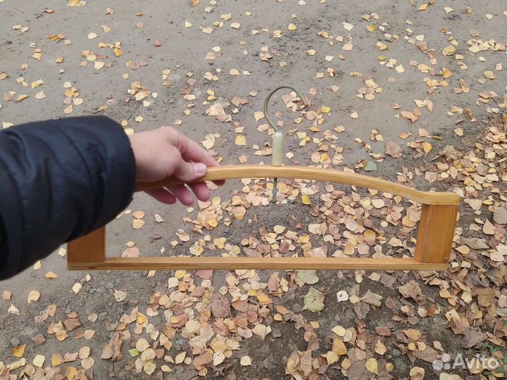 Вешалки деревянные и железные СССР