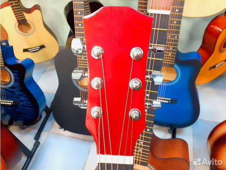 Гитара новая + комплект для гитариста