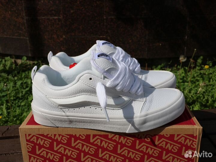 Vans Knu Skool белые