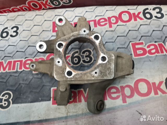 Кулак поворотный задний правый Ford Explorer