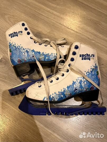 Коньки размер 35 (стелька 22,5см)