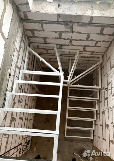 Лестница металлическая. На рынке 10 лет