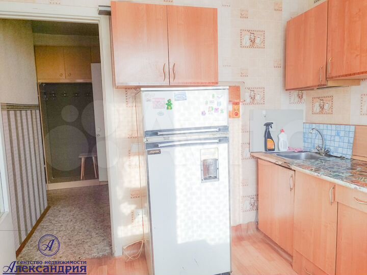 2-к. квартира, 52 м², 4/9 эт.