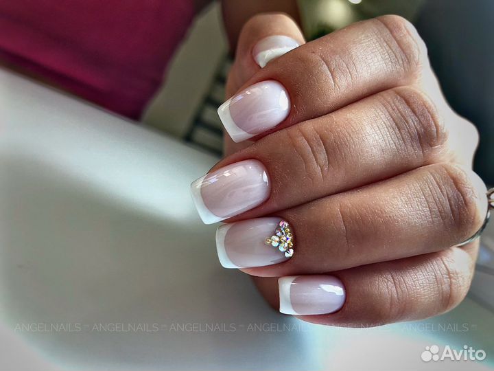 Наращивание ногтей